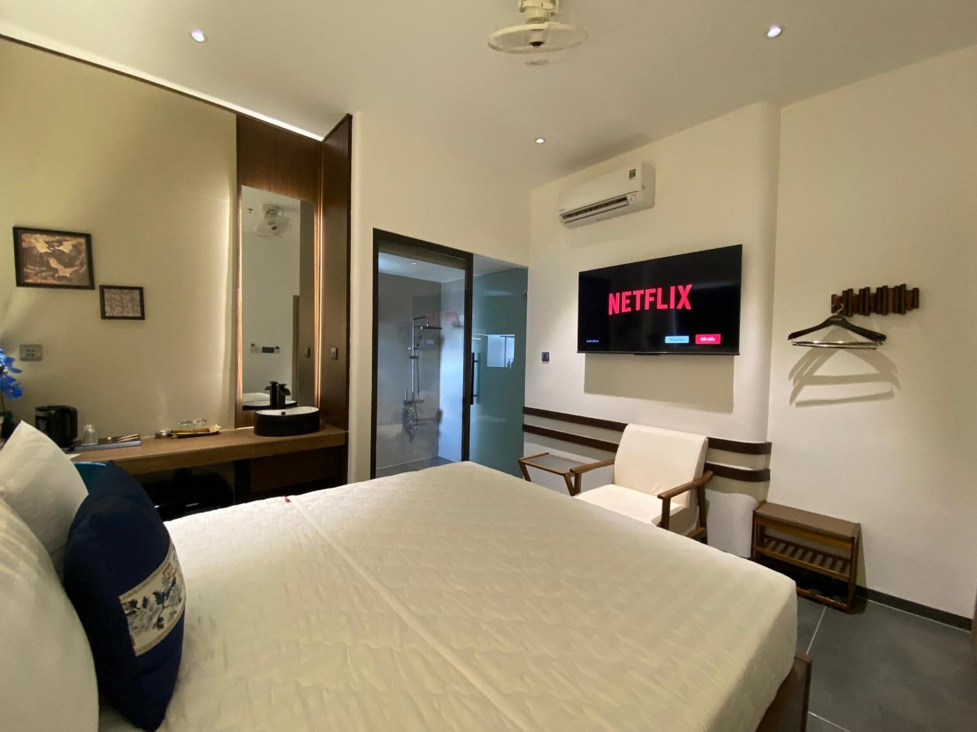 Dong Nhu 5 Hotel