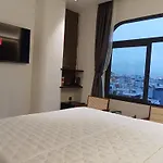 Dong Nhu 5 Hotel