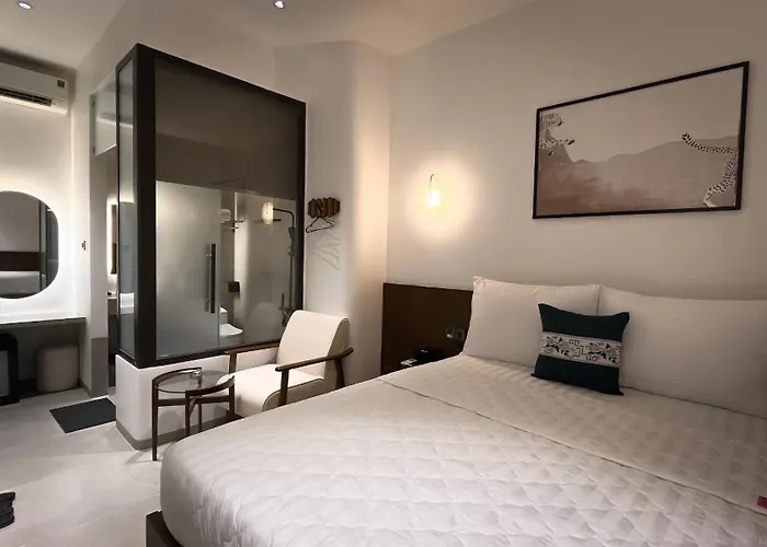 Dong Nhu 5 Hotel