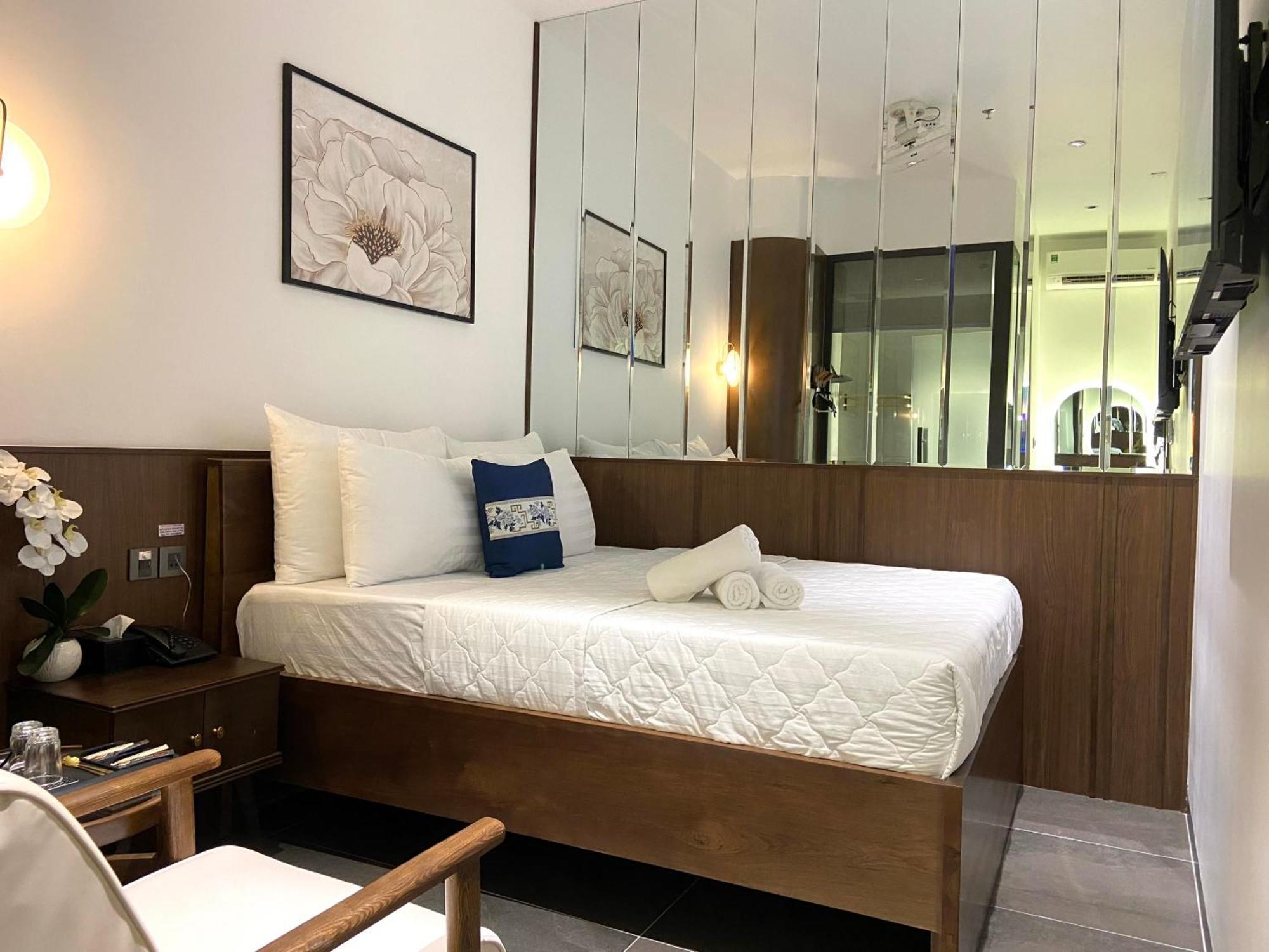 Khách sạn Dong Nhu 5 *